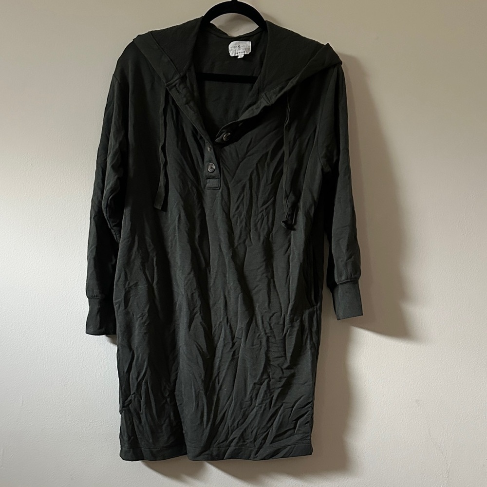 Lou & Grey women’s deep Green Hooded dress